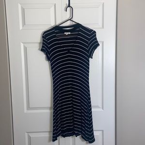 Women’s American Eagle Black and White Striped Dress Size Medium